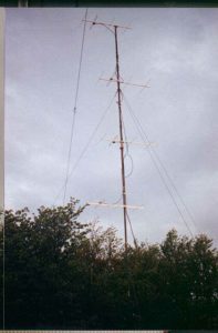 Obr.6 - fotografia hotovej sústavy 4x4 el.yagi na Velkom Javorniku, 1269 m asl.