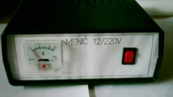 Menič 12V DC na 230V AC