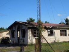 V26B shack zničený ohňom