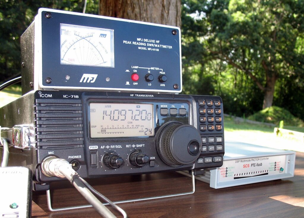 ICOM IC-718 KV transceiver