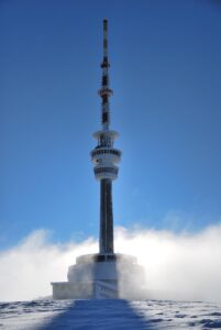 Rozhľadňa a televízna veža na vrchu Praděd