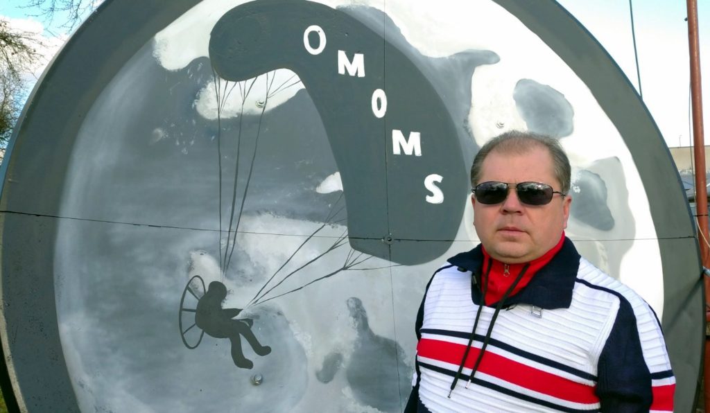 OM0MS