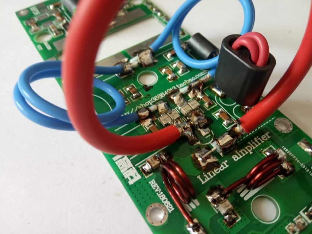 Adapter circuits and low-pass amplifier filter