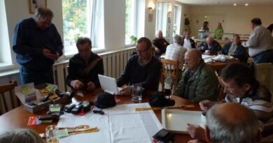 Diskusia rádioamatérov na stretnutí Drozdovo