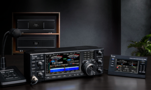 ICOM IC-7760