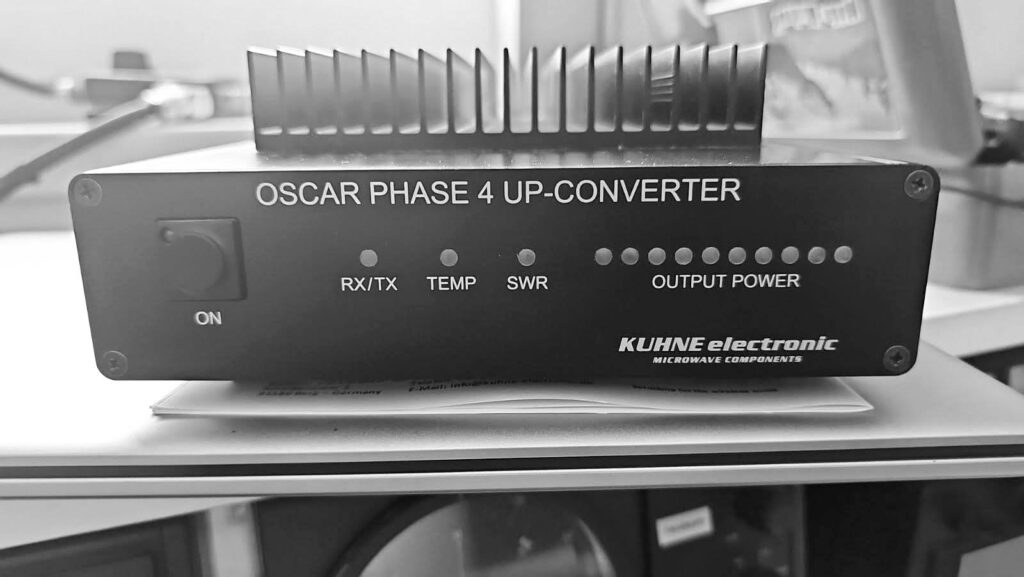 QO-100 (Qatar Oscar) Amsat Phase-4 Kuhne QO-100 transvertor