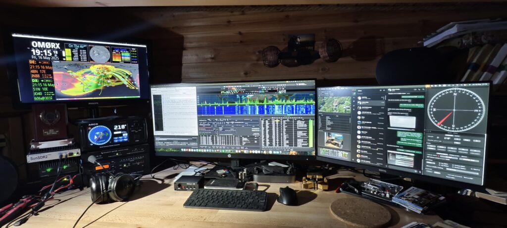 OM0RX hamshack 2025