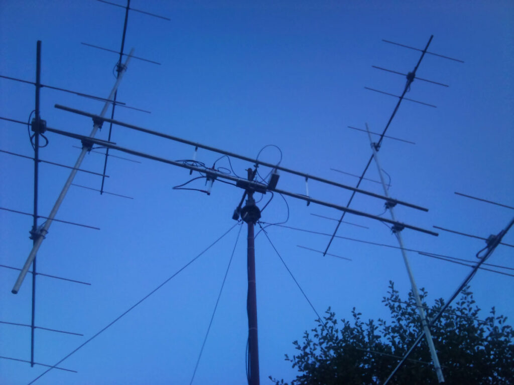 Štvorča DK7ZB yagi antén na 144 MHz