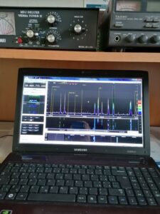 SDR spektrum QO-100 satelitu