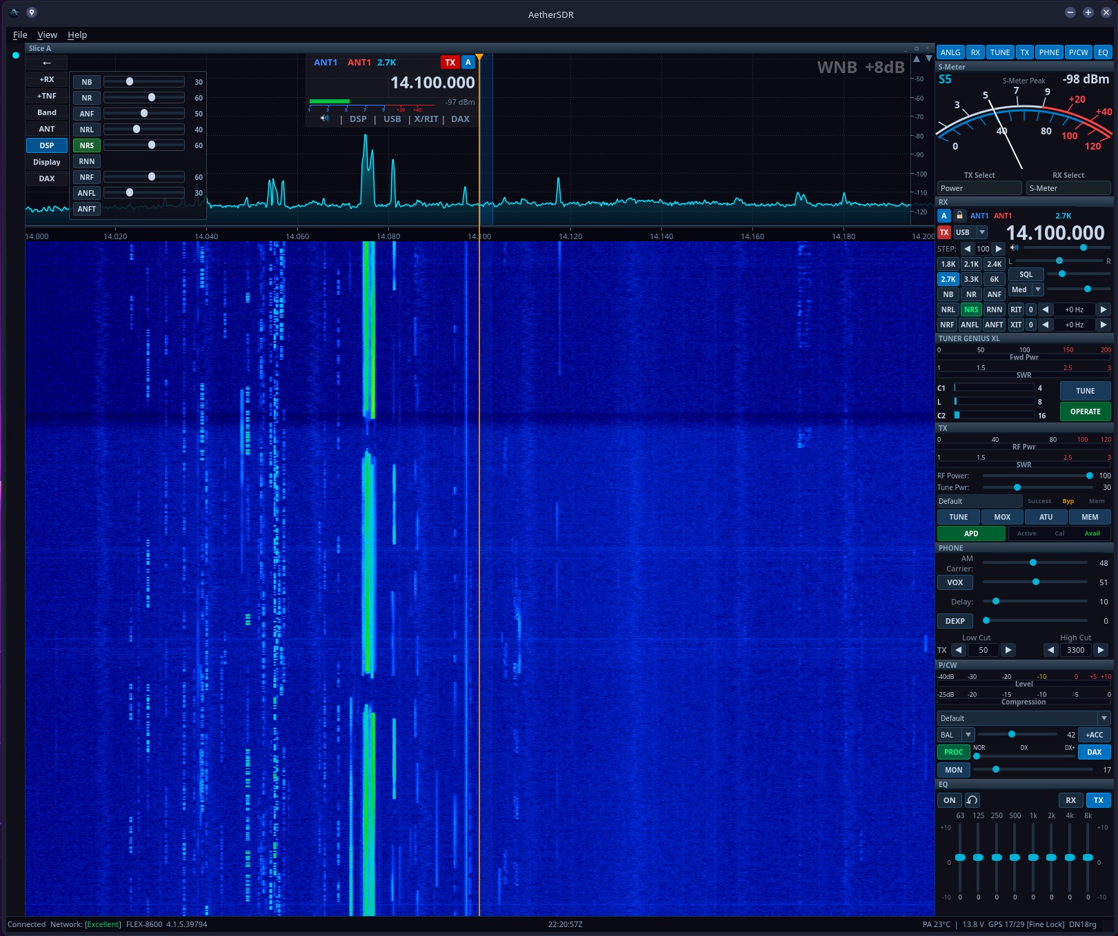 AetherSDR mit schwebendem Fenster für VFO und S-Meter
