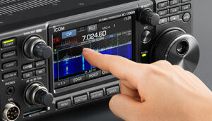 IC-7300 dotykový displej