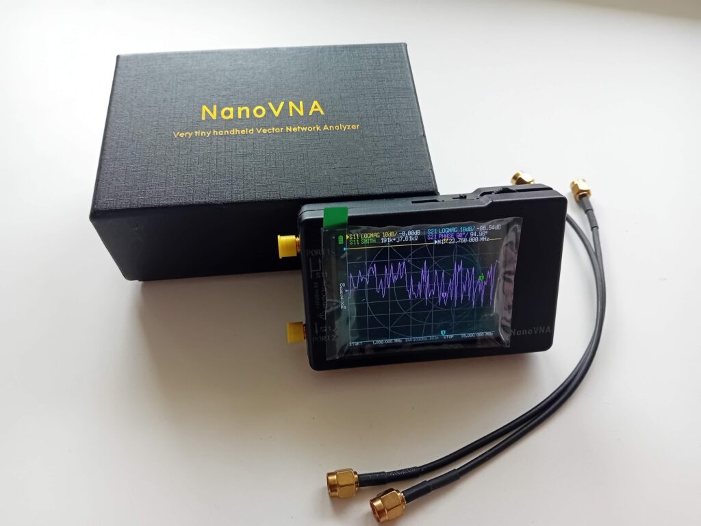 NanoVNA-H analyzátor