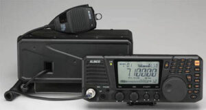 Alinco DX-SR8 transceiver