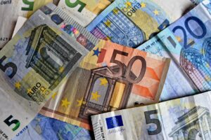 Papierové eurobankovky