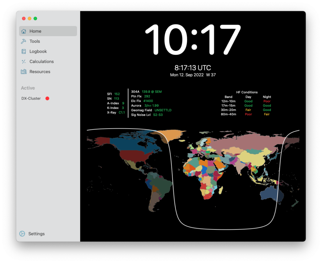 Hlavná obrazovka HAM-Toolbox s HAM-Clock zobrazujúca UTC čas, slnečné indexy (SFI, SN, A-Index, K-Index), globálne KV podmienky pre pásma 12–10 m až 80–40 m počas dňa a noci, a svetovú mapu s greyline